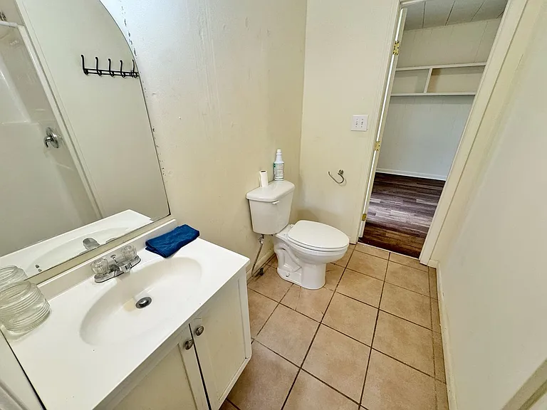 312 Jackson St — Photo 11