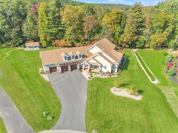 8 Fitch Farm Way, Southampton, MA 01073