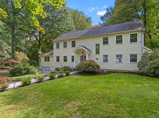 268 Ridgeview Ave, Fairfield, CT 06825