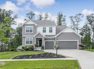 20716 N Greystone Dr, Strongsville, OH 44149