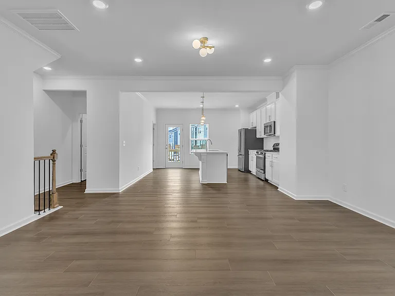 810 Basswood Glen Trl — Photo 17
