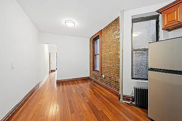Rented by Compass | media 7