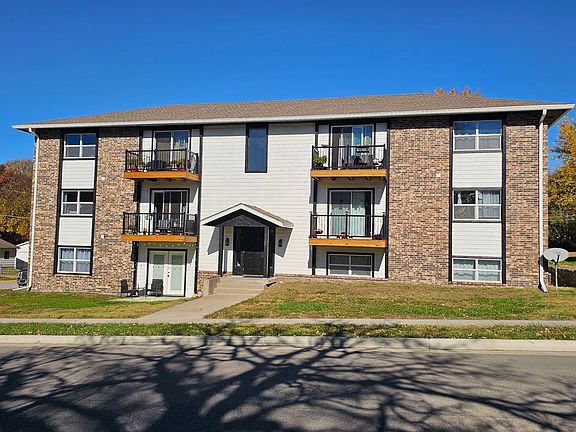 4th image of 126 W 15th Ave APT 3