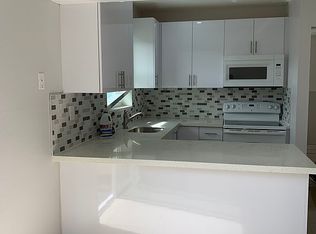 10328 SW 20th St, Miami, FL 33165