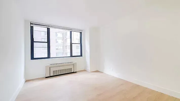 Rented by Oxford Property Group | media 5