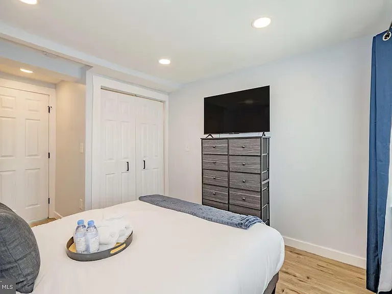 1125 Washington Blvd — Photo 24
