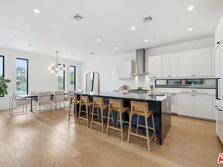 11003 Ocean Dr — Photo 17