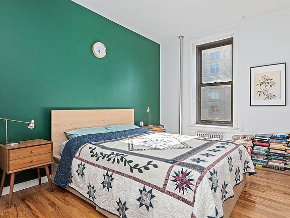 4th image of 109 W 111th St APT 4C