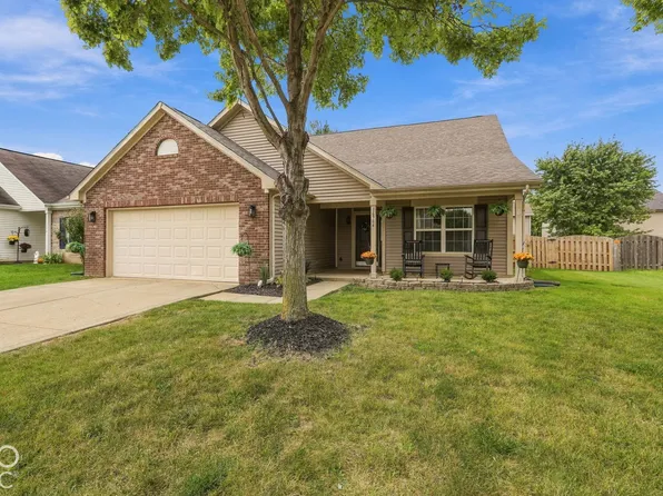 16964 Brigg Ct, Westfield, IN 46074