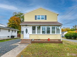 93 Player Ave, Edison, NJ 08817