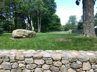 106 S Main St, Topsfield, MA 01983