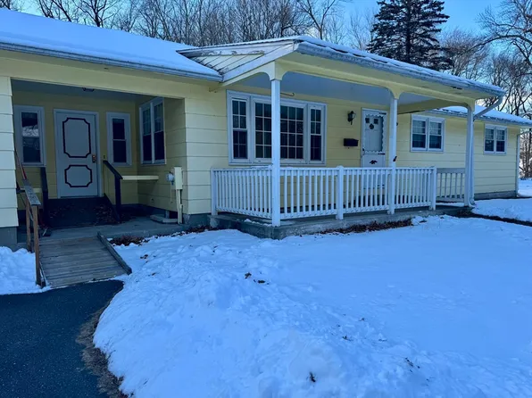 10 Young Cir, South Hadley, MA 01075