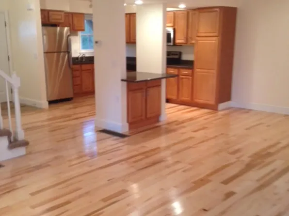 3 Kingston Way #A, Hudson, NH 03051