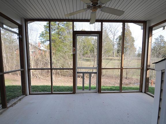 4th image of 1708 Wood Song Ln