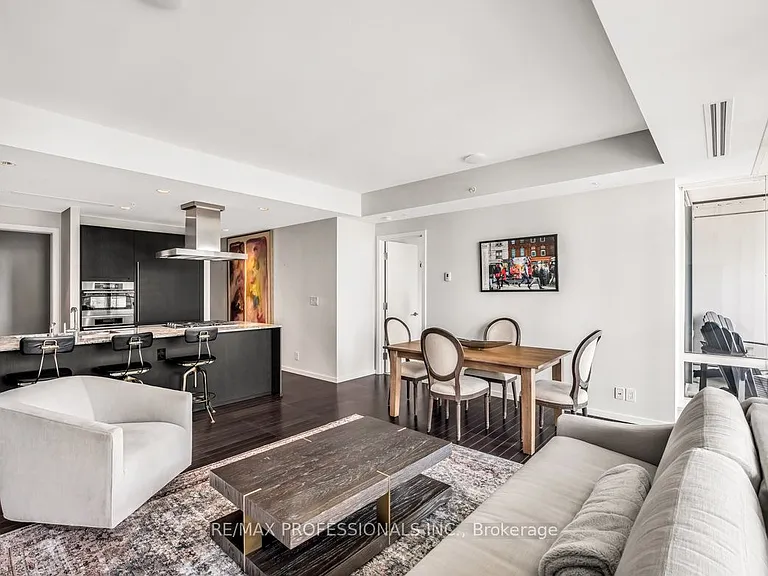 180 University Ave #2403 — Photo 15
