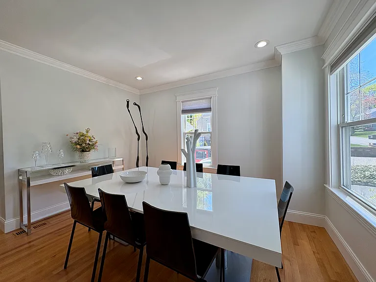 14 Fairview Rd — Photo 9