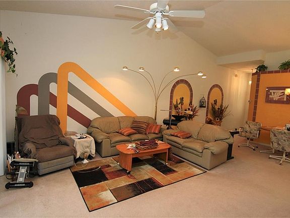 3rd image of 2457 New Haven Cir #0