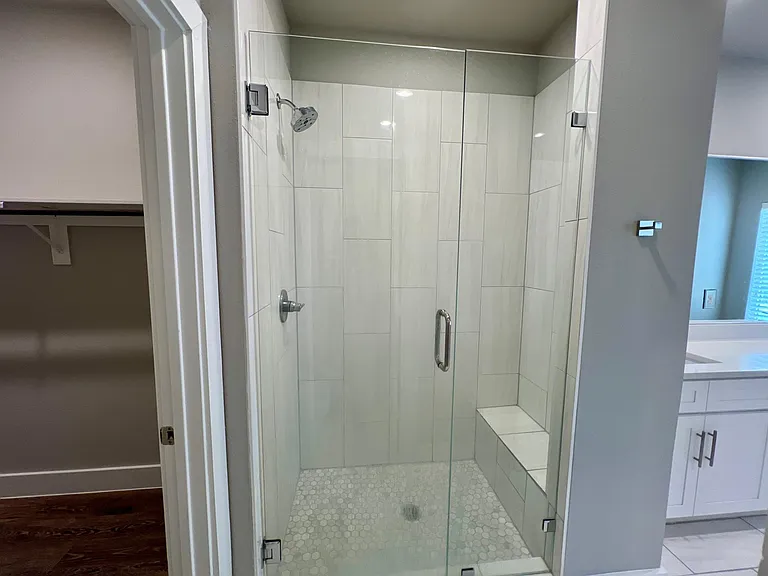 714 N Plano Rd — Photo 24