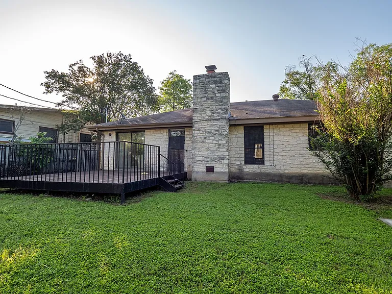 4804 Broadhill Dr — Photo 19