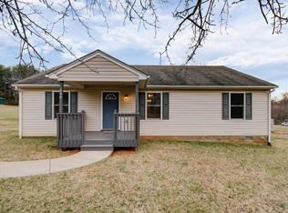 698 Suburban Rd, Lynchburg, VA 24501