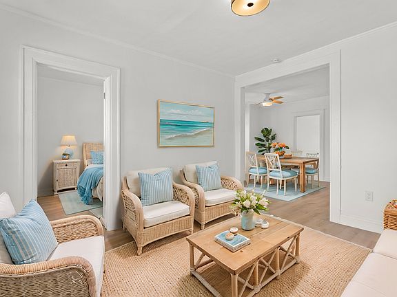 3rd image of 1607 Hazelwood St #2