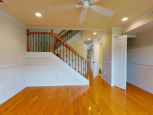 615 16th St NE, Washington, DC 20002