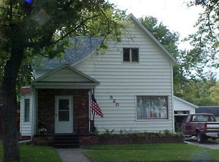 520 Terry Ave, Larimore, ND 58251