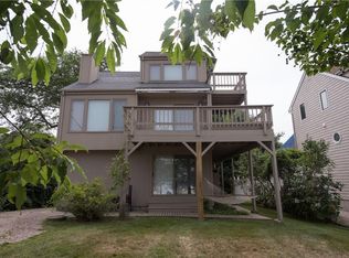 134 Twin Peninsula Ave, South Kingstown, RI 02879