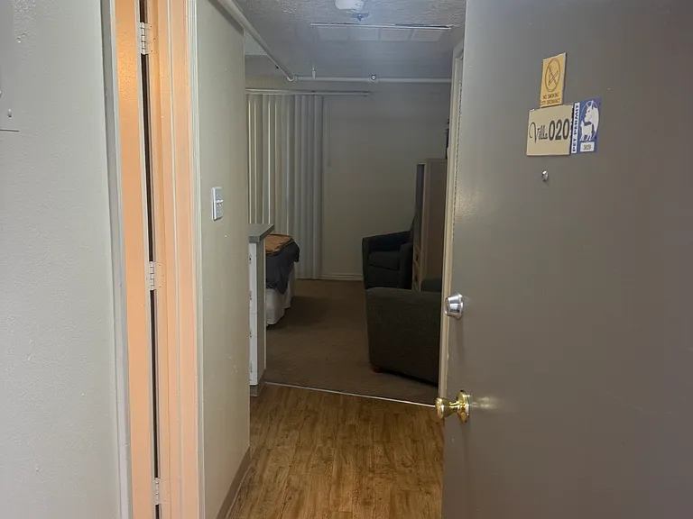 Villa Apartments — Photo 14