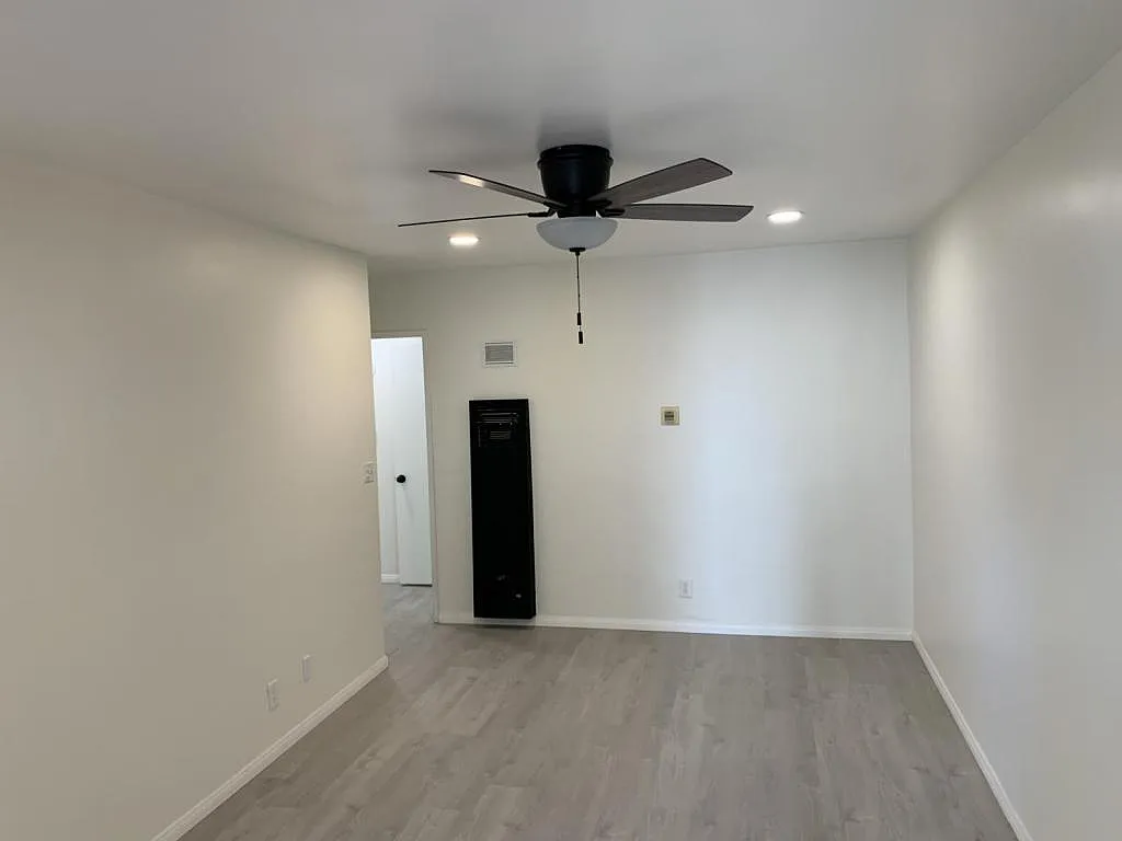 13834 Christine Dr. "B" Whittier, CA — Photo 3