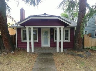 555 E Main St, Ashland, OR 97520