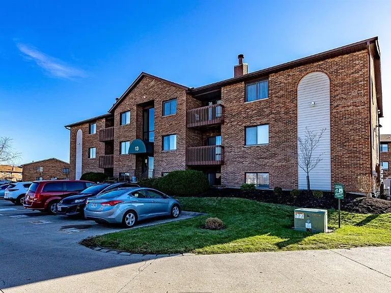 13 Providence Dr #169 — Photo 4