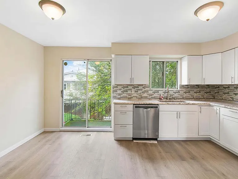 1630 Forest Hill Rd — Photo 15