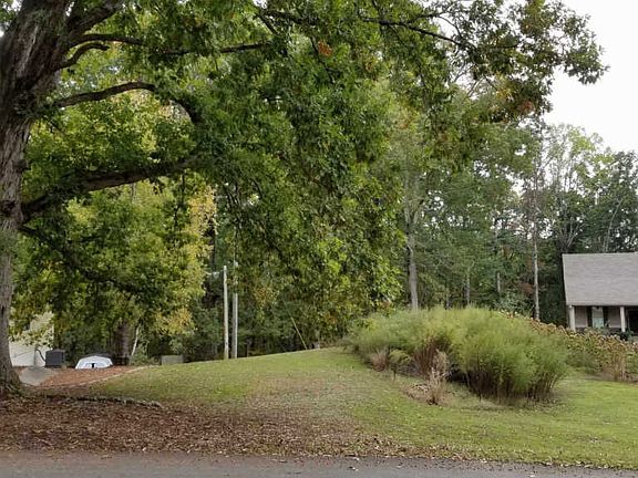 3rd image of 3519 Lodgehaven Dr