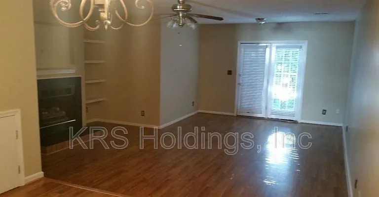 940 Allendale Dr — Photo 6