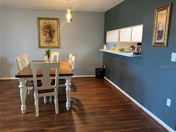 5th image of 313 Orange Blossom Dr