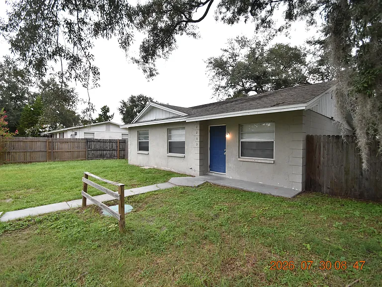 12203 N 9th St — Photo 38