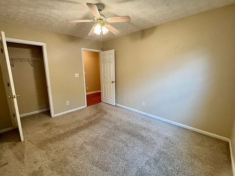 540 Chandon Way — Photo 18
