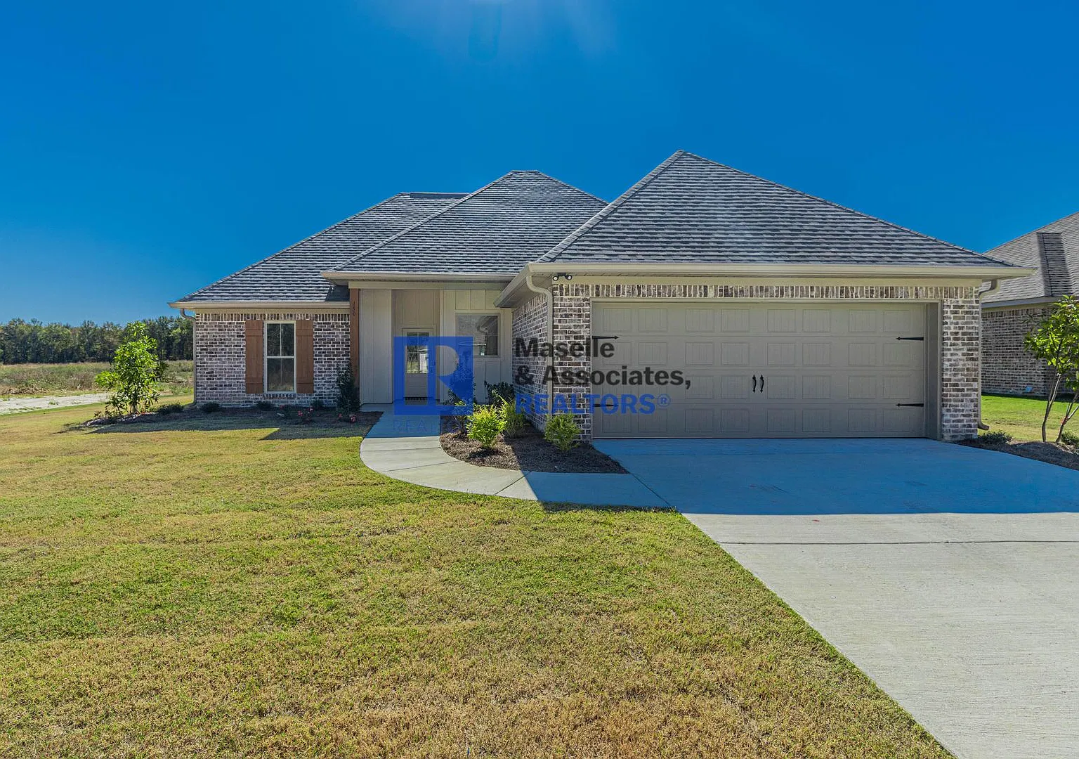 4 Bed / 2 Bath New Construction Home in Stapleton — Photo 4