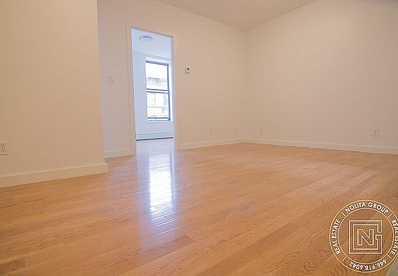 4th image of 46 Canal St #1