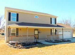 910 E South Ave, Maryville, MO 64468