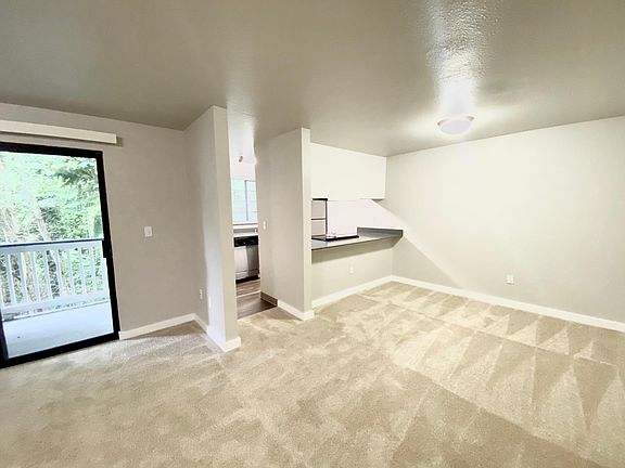 5th image of 3032 118th Ave SE APT F304