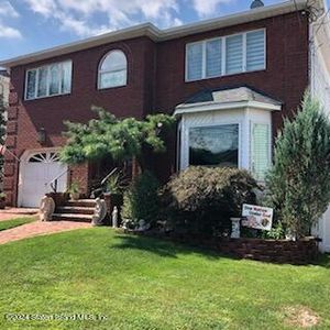 100 Everett Ave, Staten Island, NY, 10309
