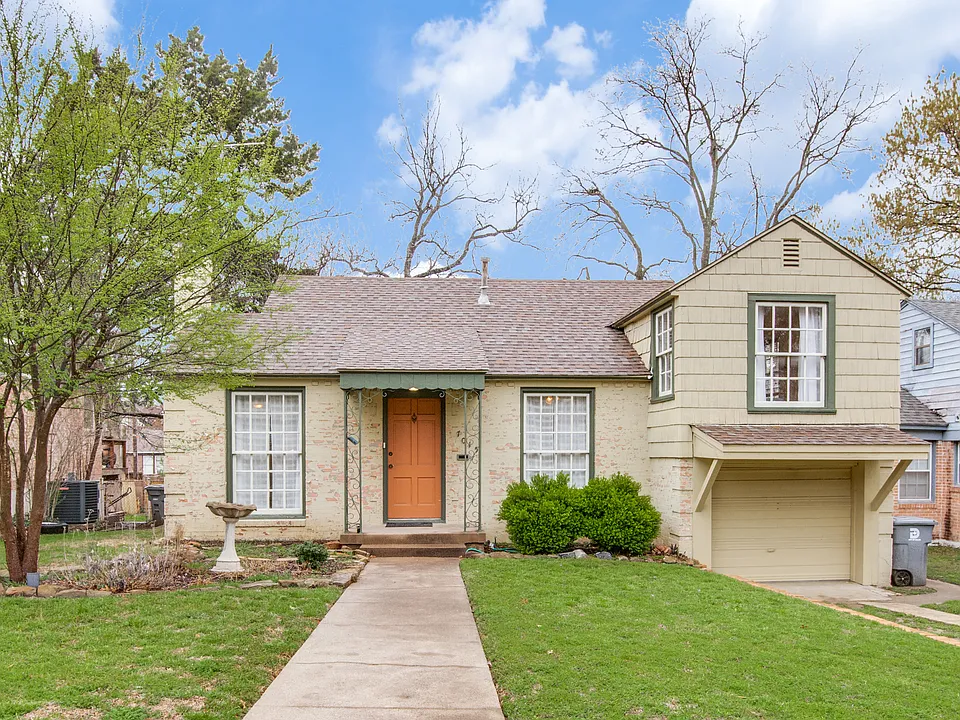 7015 Hammond Ave