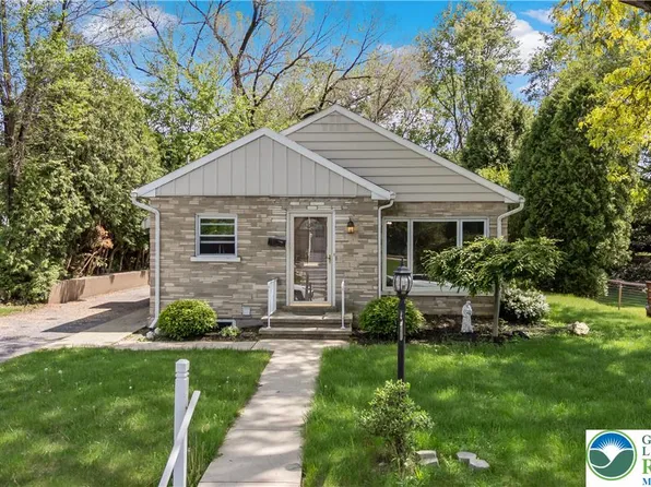 2646 W Walnut St, Allentown, PA 18104