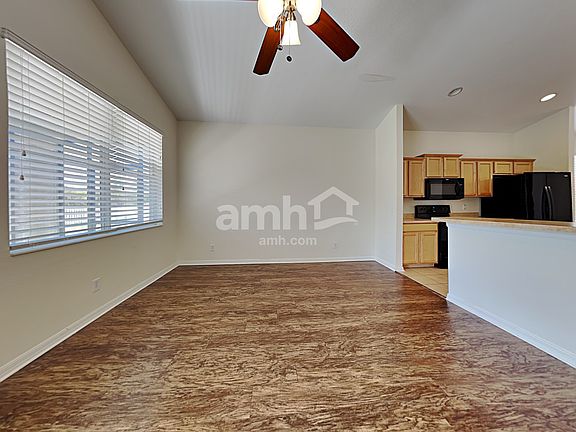 4th image of 8638 Sandy Plains Dr