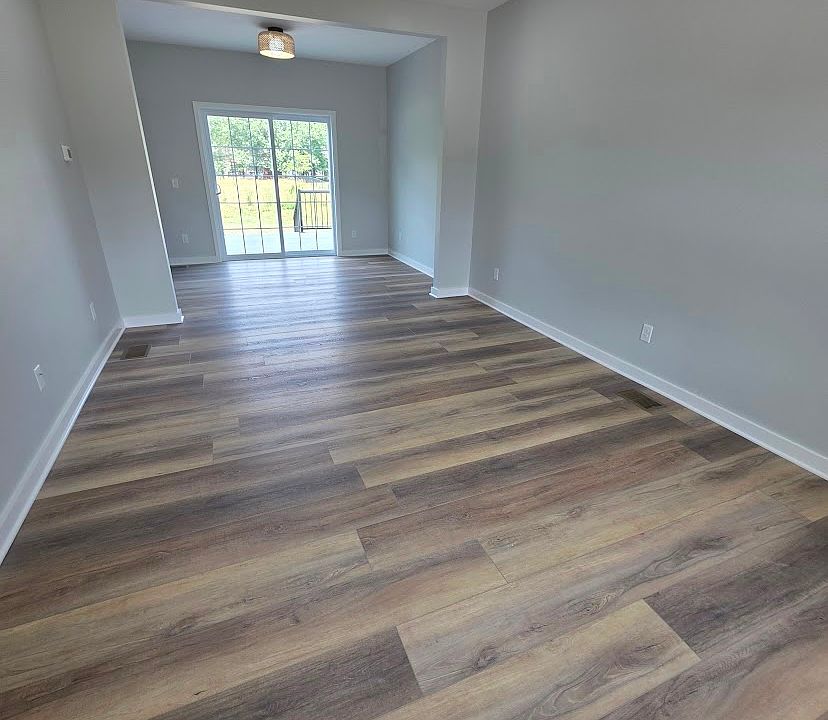 Dining/Living room space