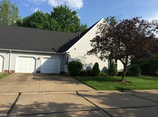 6752 Connecticut Colony Cir UNIT 4, Mentor, OH 44060