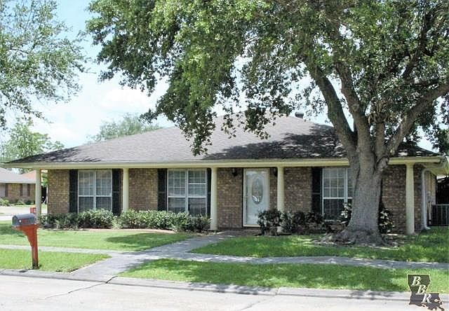 1st image of 214 S Moss Dr