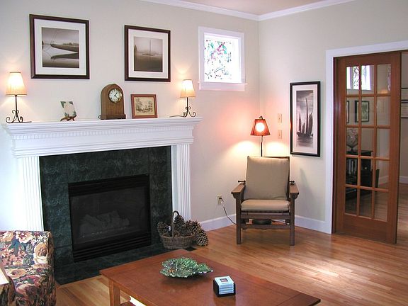 3rd image of 6228 159th St SE